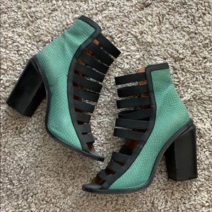 Free People green crocodile heel Brand: SixtySeven